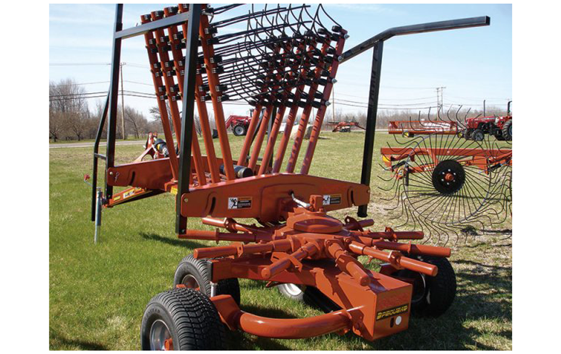 HR1140 Rotary Hay Rake with an 11' Sweep Raking Width